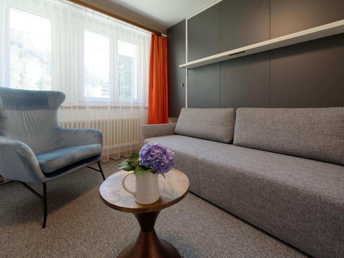 Apartment Hubertus-1 By Interhome Zermatt Bagian luar foto