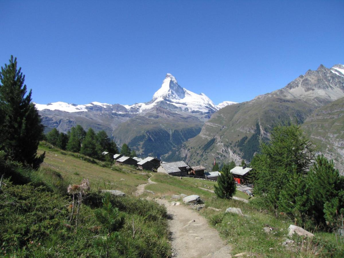 Apartment Hubertus-1 By Interhome Zermatt Bagian luar foto