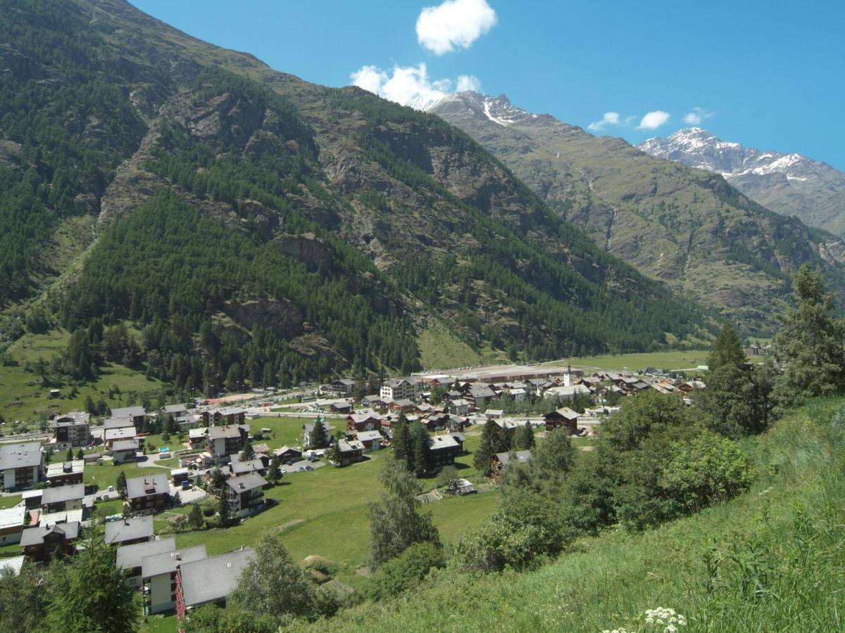 Apartment Hubertus-1 By Interhome Zermatt Bagian luar foto